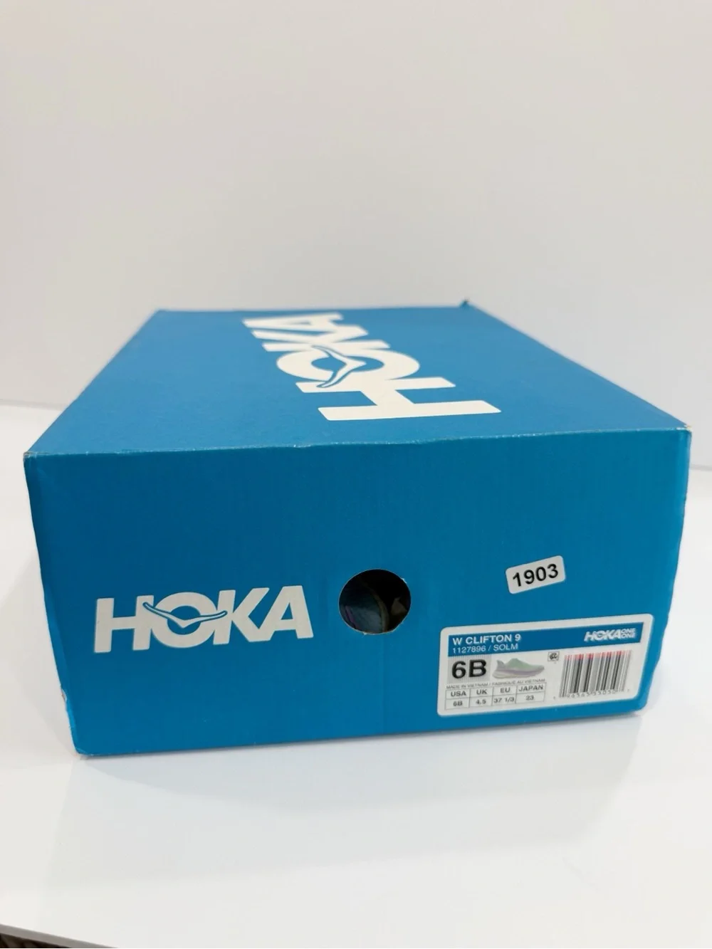 Brooks hoka one